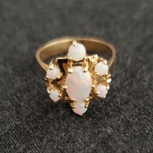 Estate 18k Gold Genuine Opal Cluster Ring sz 5.5